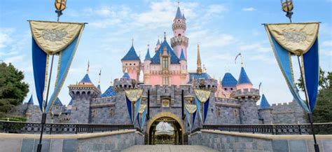 Disneyland expanding alcohol options, bringing beer, wine and cocktails to new restaurants